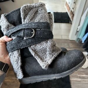 Women’s Mukluk boots